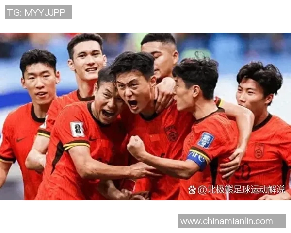 德行与球技并重的足球明星们展现了体育精神与人文关怀的完美结合